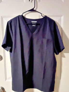 scrubstar Core Essentials V-Neck Scrub Top Black Medium